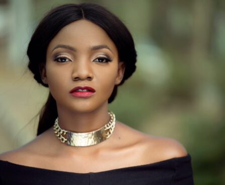 Simi Biography